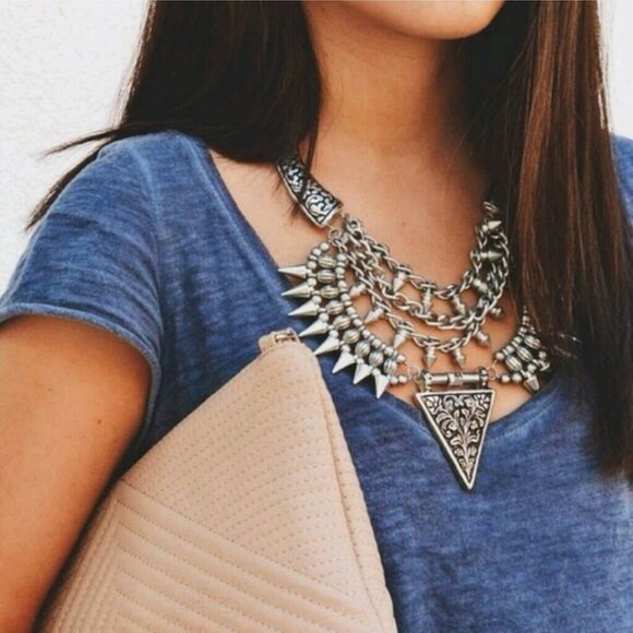 Jewelry | Tribal Chic Necklace - Picture 5 of 9